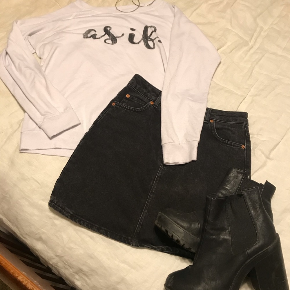 Black Topshop Denim Skirt size 4